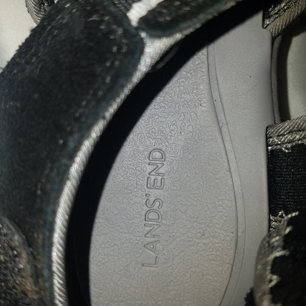 Sandals - Picture 2 of 5